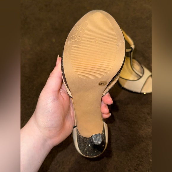 Used Jessica Simpson platforms - Picture 7 of 8